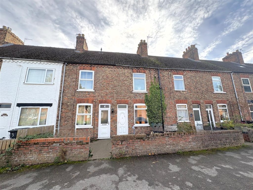 Annie Street, Selby
