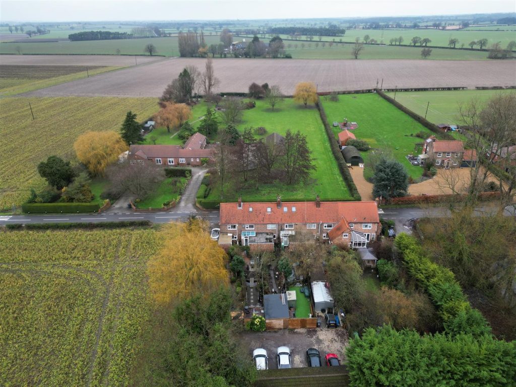 Brickhouse Cottages, Riccall, Selby