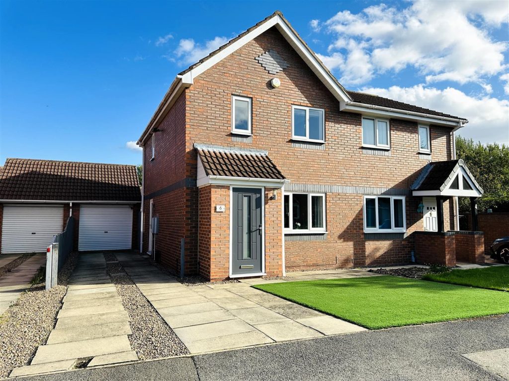 Woodlands Drive, Barlby, Selby